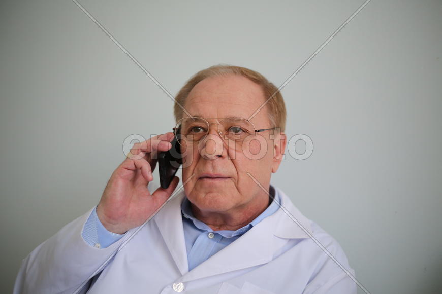 Доктор слушает