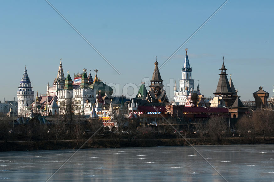 Измайловский кремль. Вид с берега.