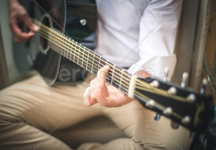 Гитарист