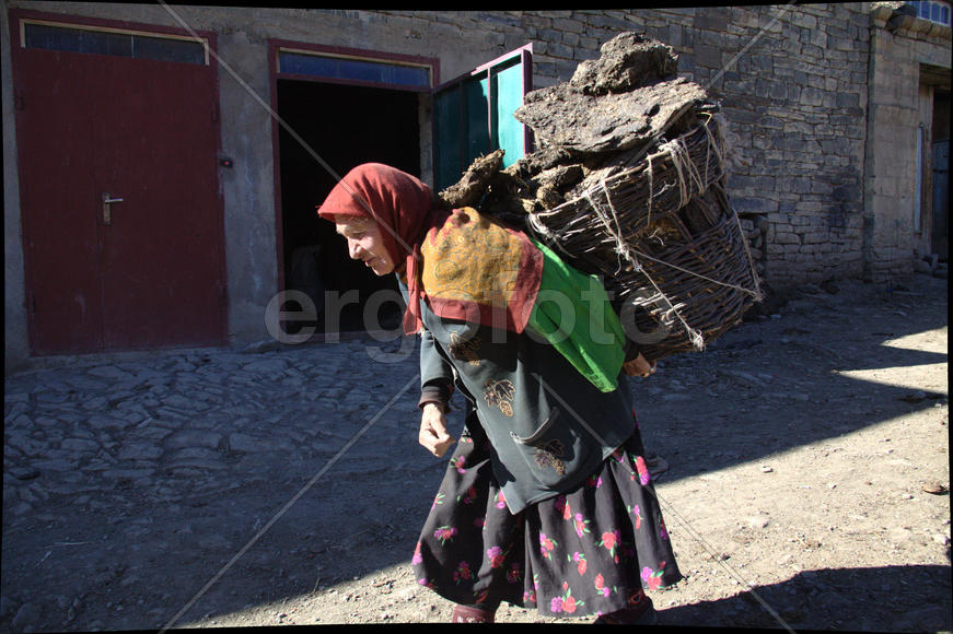 Тяжелый труд