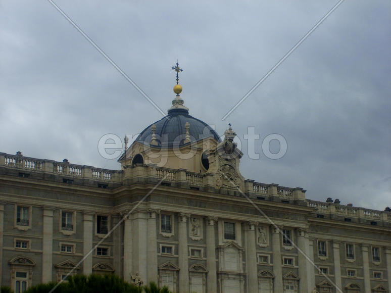      Королевский дворец в Мадриде, Испания 