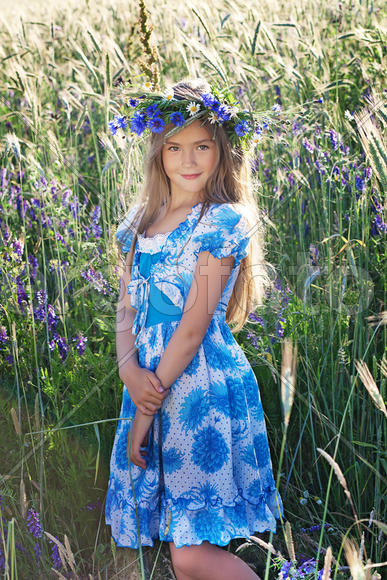 Портрет девочки в голубом платье