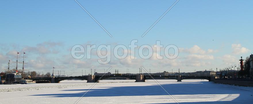       Мост в Санкт-Петербурге