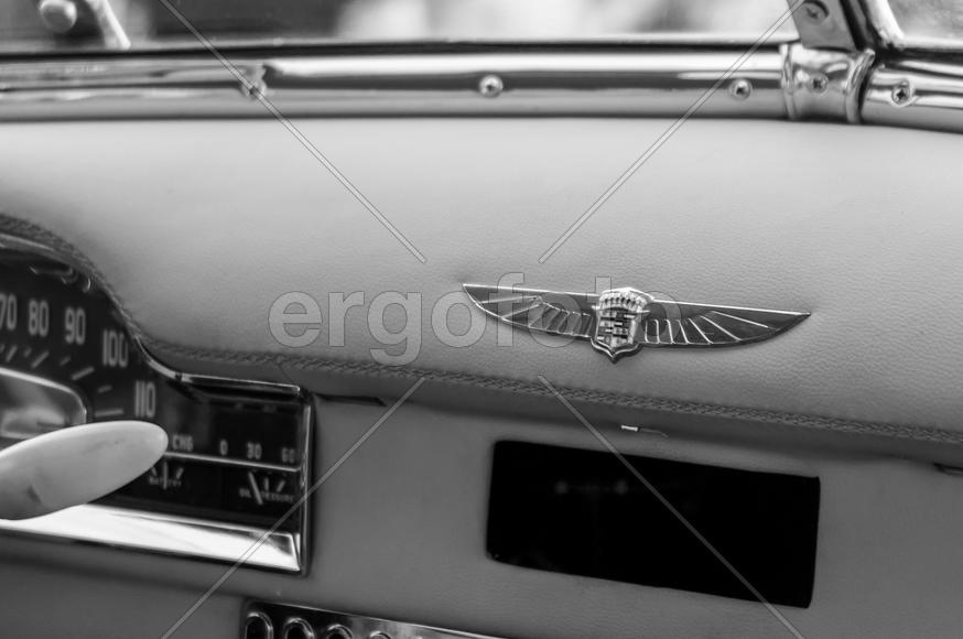 Крылья Cadillac