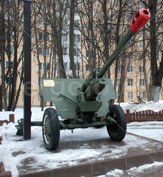 Пушка, установленная на Московской улице, являвшейся передовой линией обороны Москвы в 1941 году