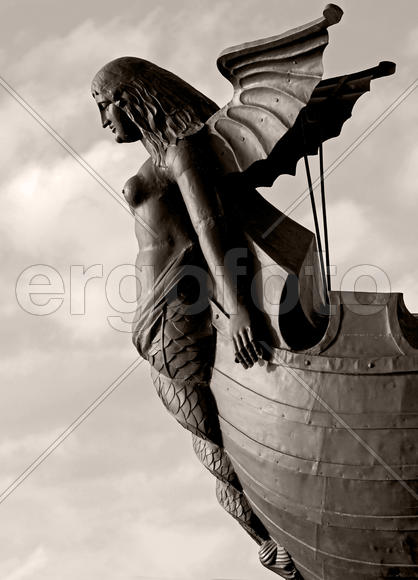 Ростральная колонна в деталях