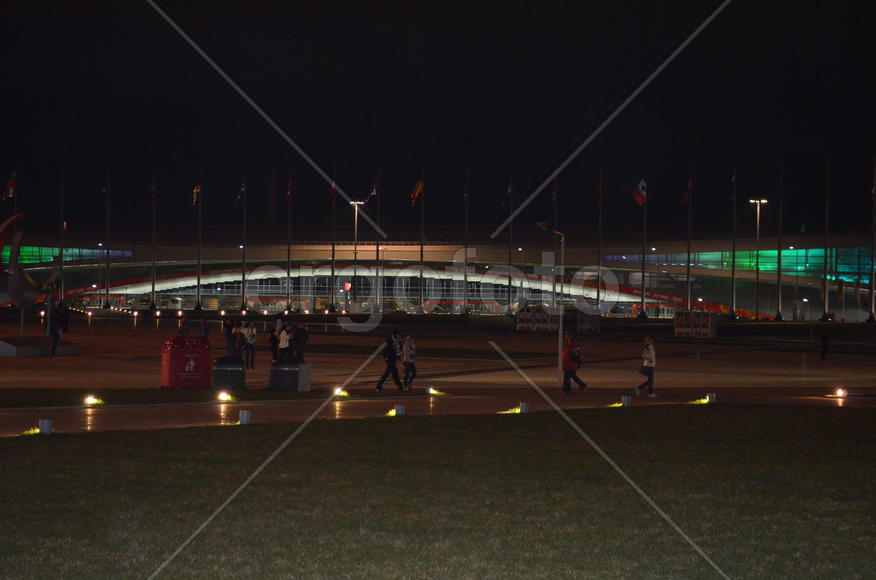 Сочи. Олимпийский парк ночью: ледовый дворец "Большой"" 