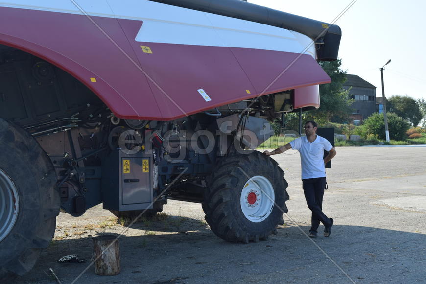 Russia, Poltavskaya village - September 6, 2015: Combine harvesters Torum. Agricultural machinery.
