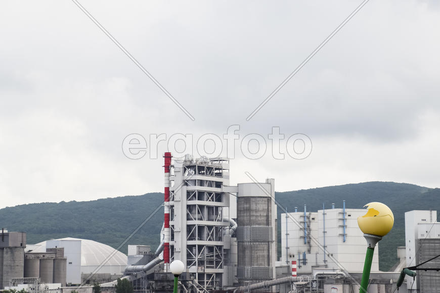 Большой цементный завод. Нижнебаканская цементного завода