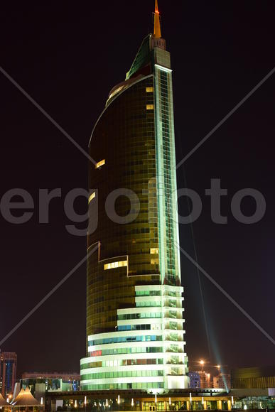 Астана. Современная архитектура города, ночью 
