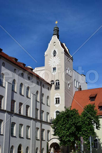 Германия - город Регенсбург. Фасад здания 