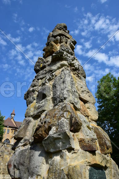 Германия, город Бамберг, замок "Альтенбург". Каменный указатель 