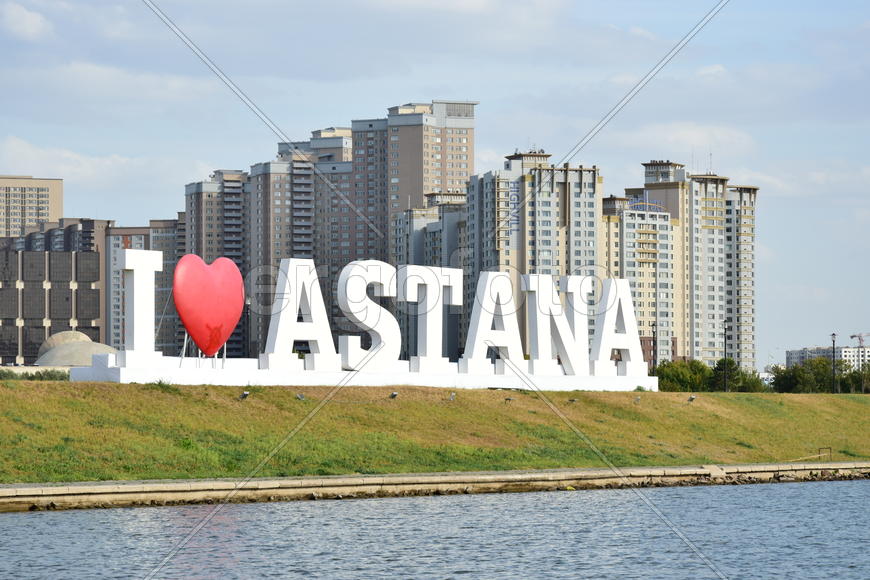 Астана. Уличная архитектура 
