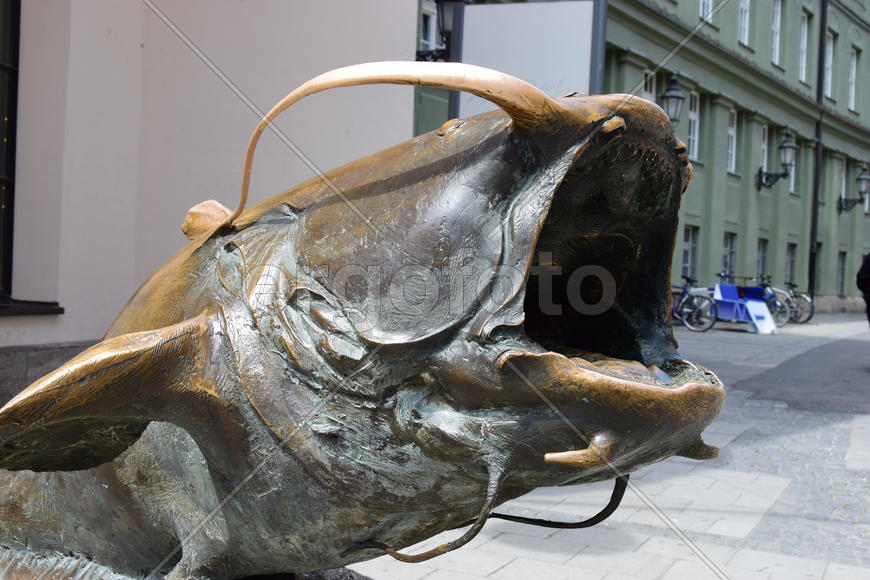 Германия. Мюнхен. Памятник рыбе 