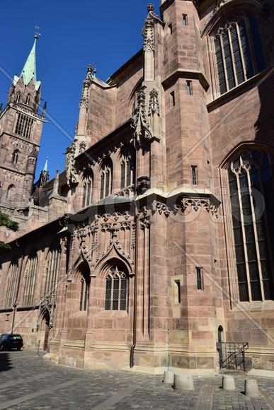 Германия - город Нюрнберг. Фасад старинного здания 