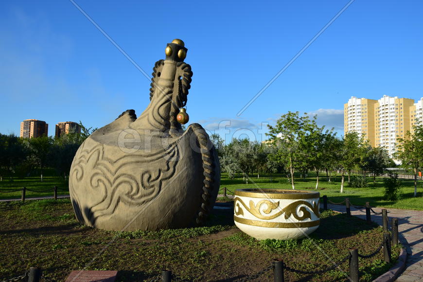 Астана - уличная скульптура. Казахстан 
