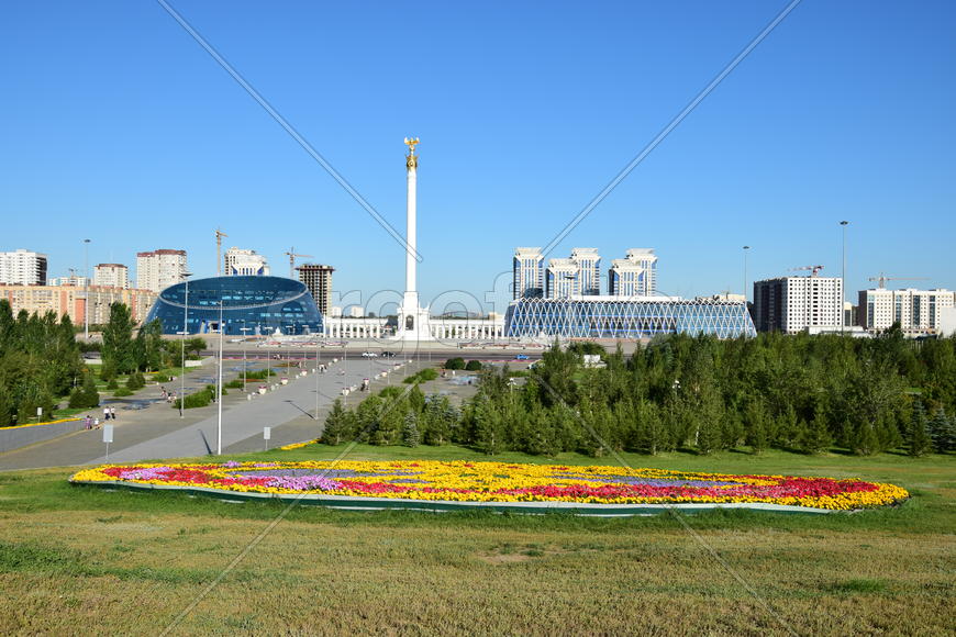 Астана - Площадь независимости. Казахстан 