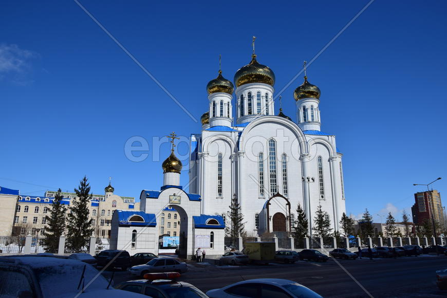 Успенский кафедральный собор в Астане