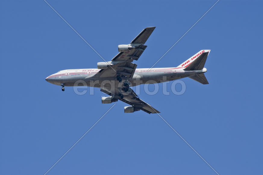 Indian Airlines passenger plane in the skies over Mumbai