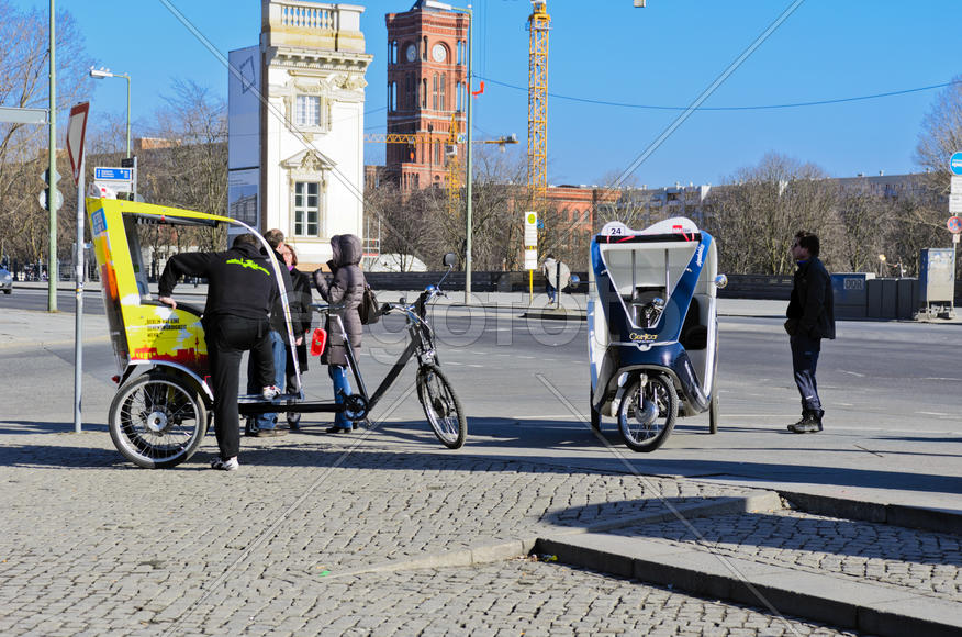 bicycles pleasure, a universal means of transport to travel around the city or its surroundings.