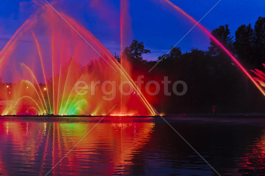 The biggest in Europe a svetomuzykalny fountain. Fountain height — more than 60 meters, face-to-face