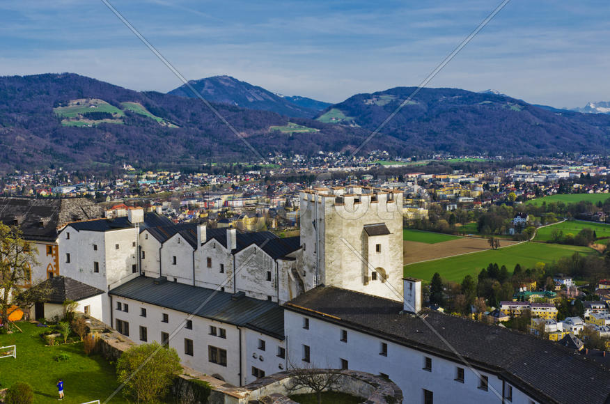 Urban landscape, the diversity of the city's architecture, urban nature or location