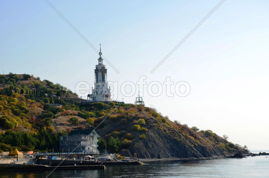 Temple-beacon in Nikolay Chudotvortsa's glory, in memory of victims on waters and wandering