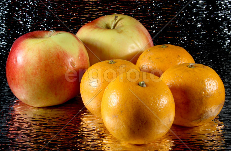 Яблоки и апельсины