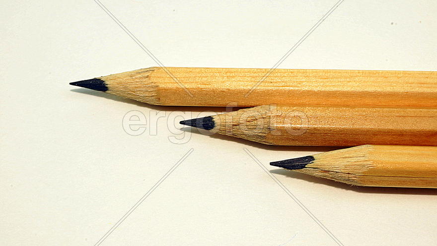 Натюрморт с карандашами 