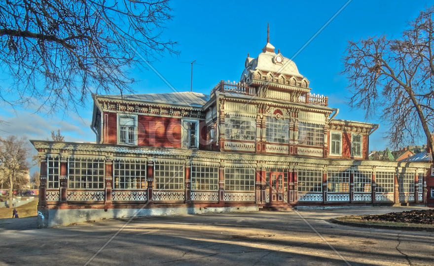 Здание летнего дворянского собрания в Центральном Городском парке