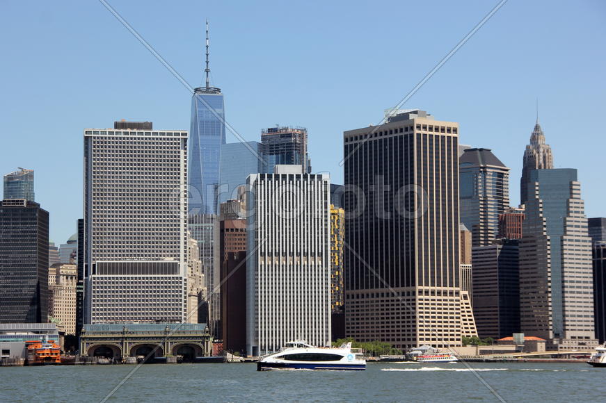 Вид на Нижний  Манхэттен со стороны океана. Нью-Йорк. США.