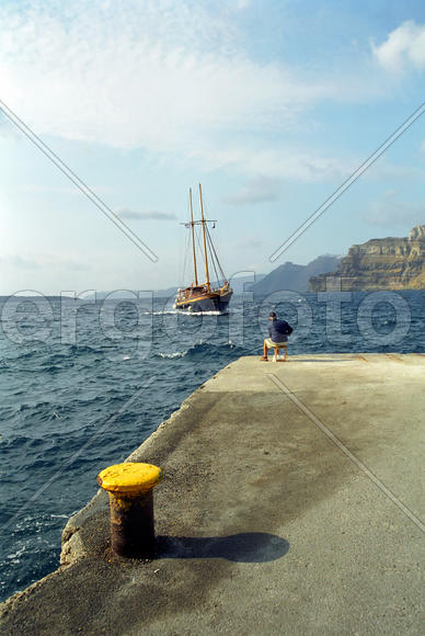 Остров Фира (Санторини), Греция
