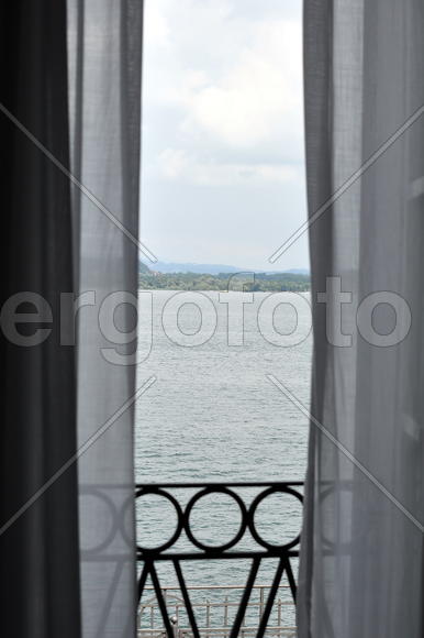 Вид на озеро Маджоре