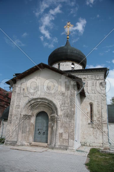 Юрьев-Польский, Владимирская область, 
Георгиевская церковь, построена в середине 13 века. Стены ук