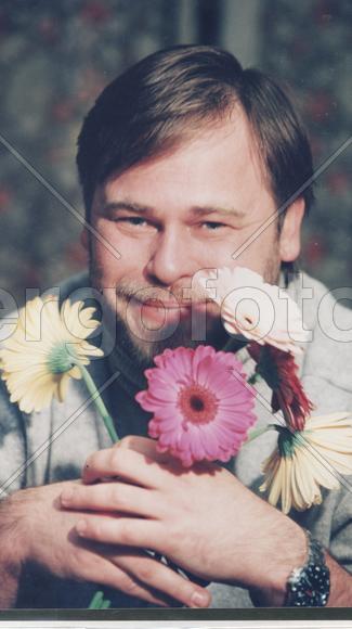 Евгений Касперский с цветами