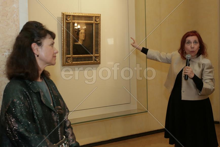 Выставка Рафаэля в резиденции посла Италии. 