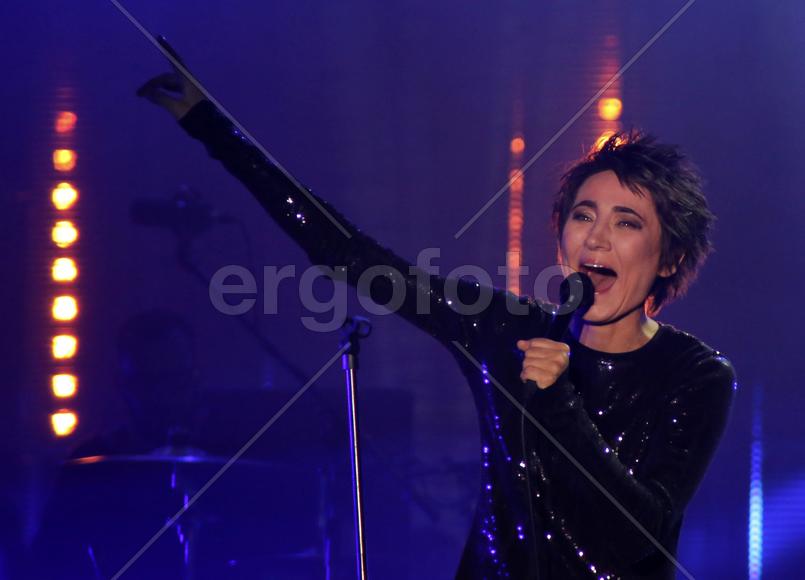 Певица Земфира на концерте в Коломенском, Москва