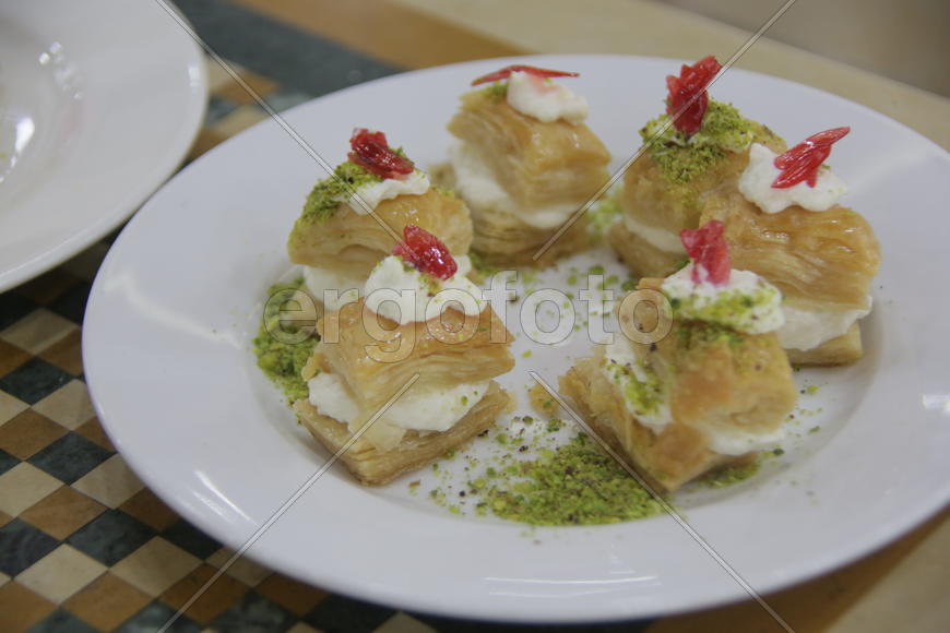 Ливанский город Триполи. Ливанские национальные блюда 