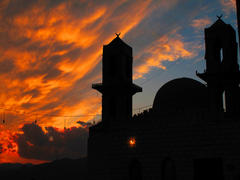 Мечеть на фоне заката