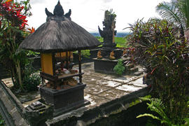 На Бали