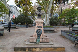 Тбилиси Памятник А.С.Пушкину в парке около площади Свободы