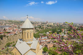 Вид на Тбилиси с крепости Нарикала