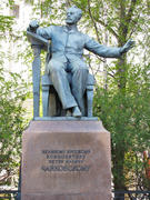памятник Чайковскому