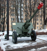 Пушка, установленная на Московской улице, являвшейся передовой линией обороны Москвы в 1941 году