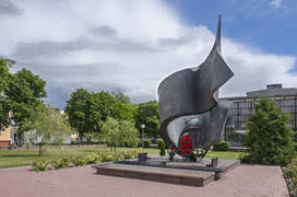 Беларусь, Барановичи: памятник советским воинам освободителям
