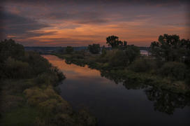 Беларусь: красивый закат и река Неман.
