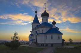 Беларусь, Минск: Свято-Никольская церковь на фоне заката