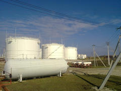 Tank the vertical steel. Capacities for storage of oil, gasoline, kerosene, the diesel and other liq