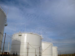 Storage tanks for petroleum products. Equipment refinery                              