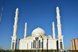Мечеть "Хазрет Султан" в Астане. Казахстан 